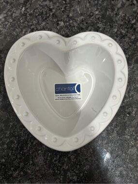 Chantal White Heart Ceramic Baking Dish